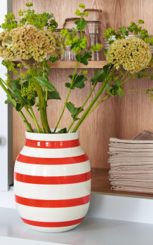 Kähler Omaggio vase med røde striper
