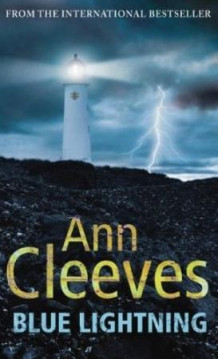 Blue lightning av Ann Cleeves (Heftet)