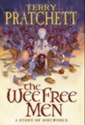 The wee free men av Terry Pratchett (Innbundet)