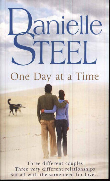 One day at a time av Danielle Steel (Heftet)
