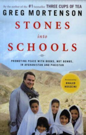 Stones into schools av Greg Mortenson (Heftet)