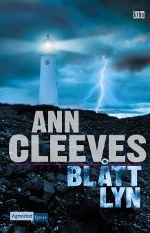 Blått lyn av Ann Cleeves (Innbundet)