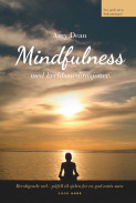 Omslag - Mindfulness med kveldsmeditasjoner